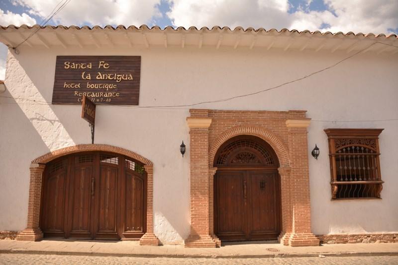 Hotel Santa Barbara Colonial - Santa Fe De Antioquia Exterior photo